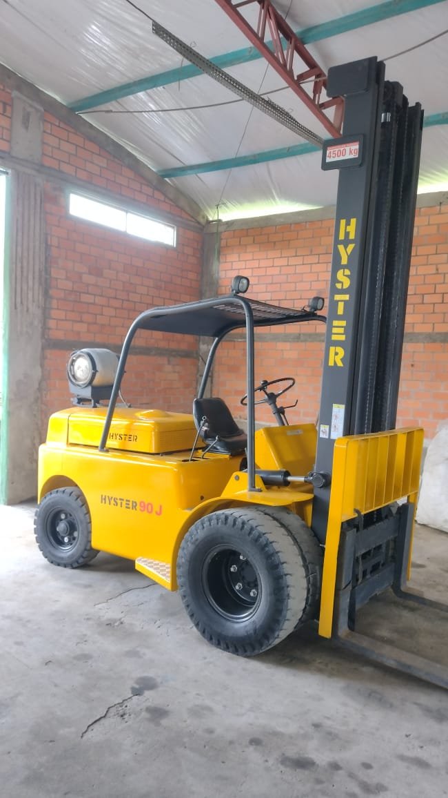 Empilhadeira Combustão - Hyster - H90J
