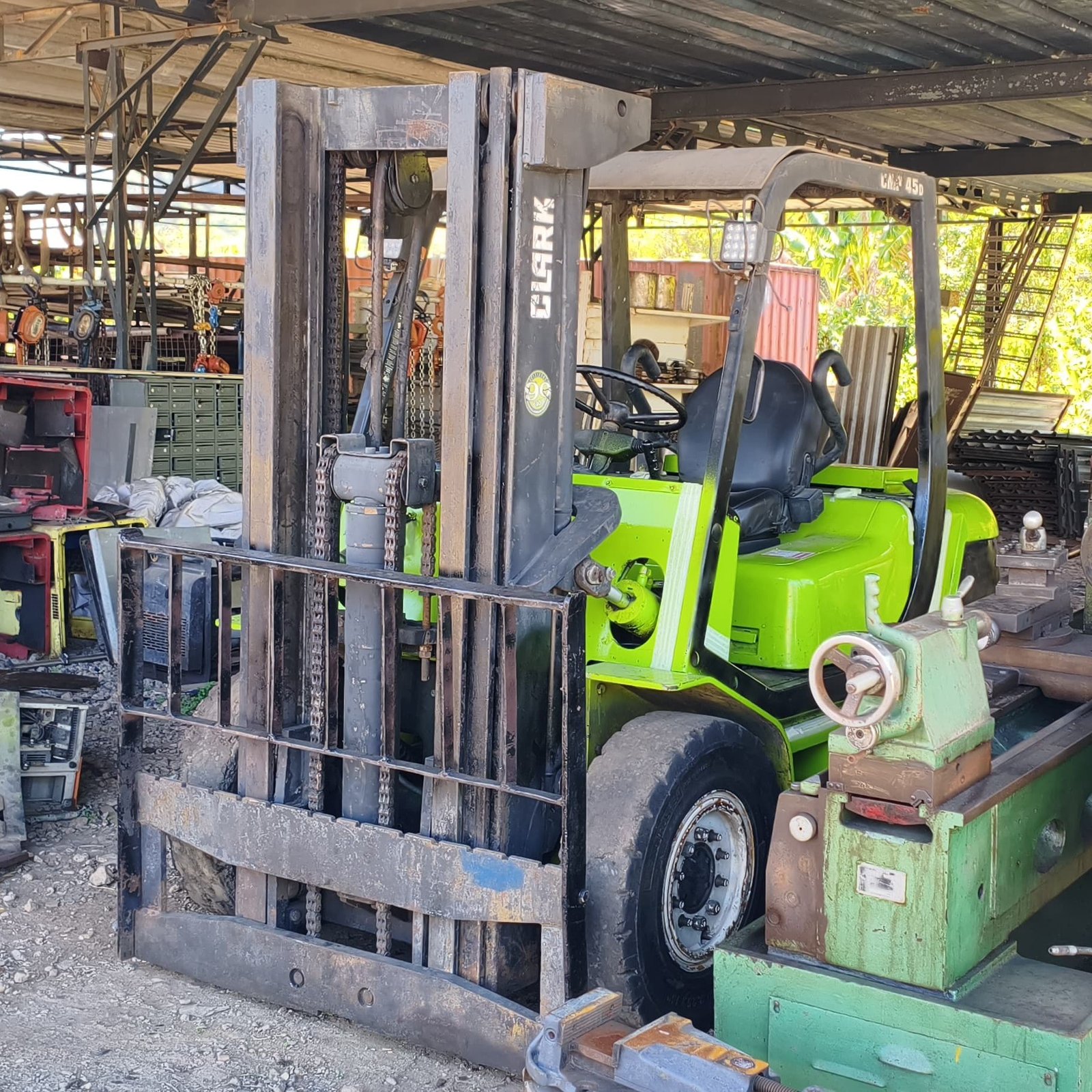 Empilhadeira Combustão - Clark - CMP45D