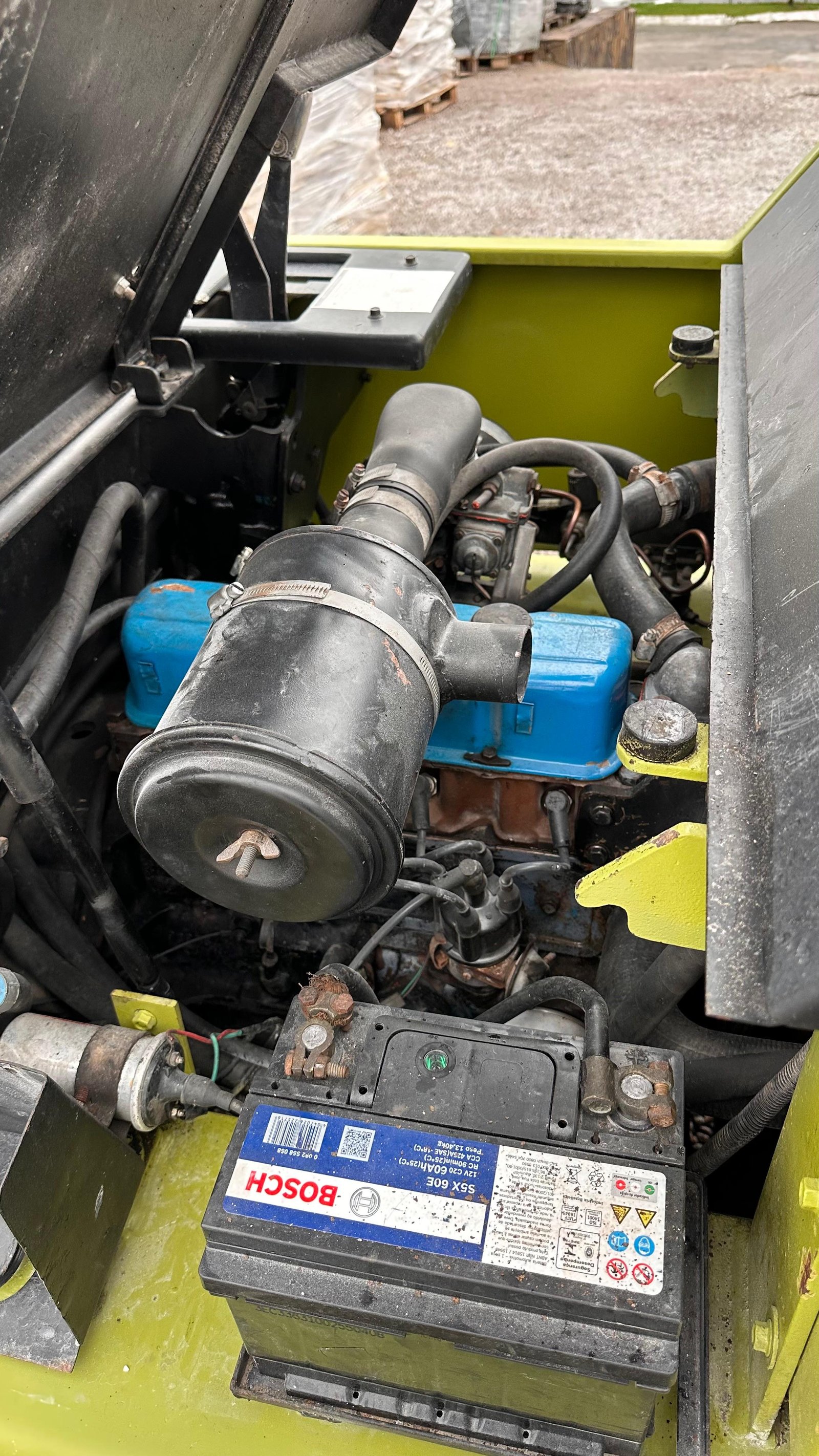 Empilhadeira Combustão - Clark - GPY30