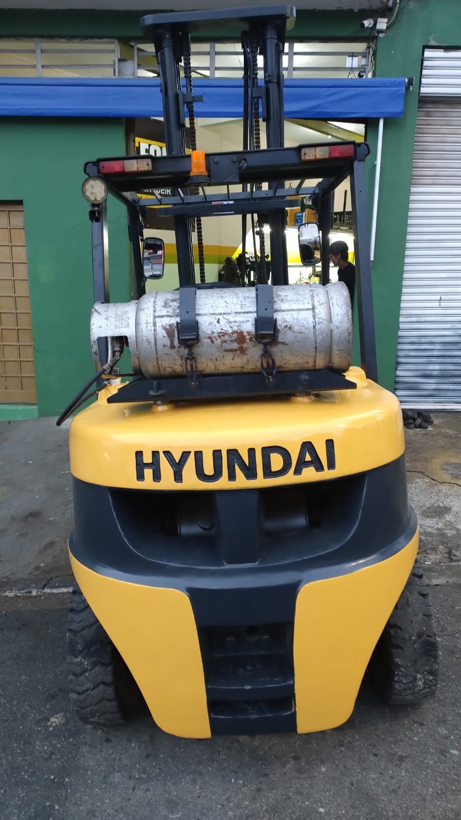 Empilhadeira Combustão - Hyundai - 40L7A