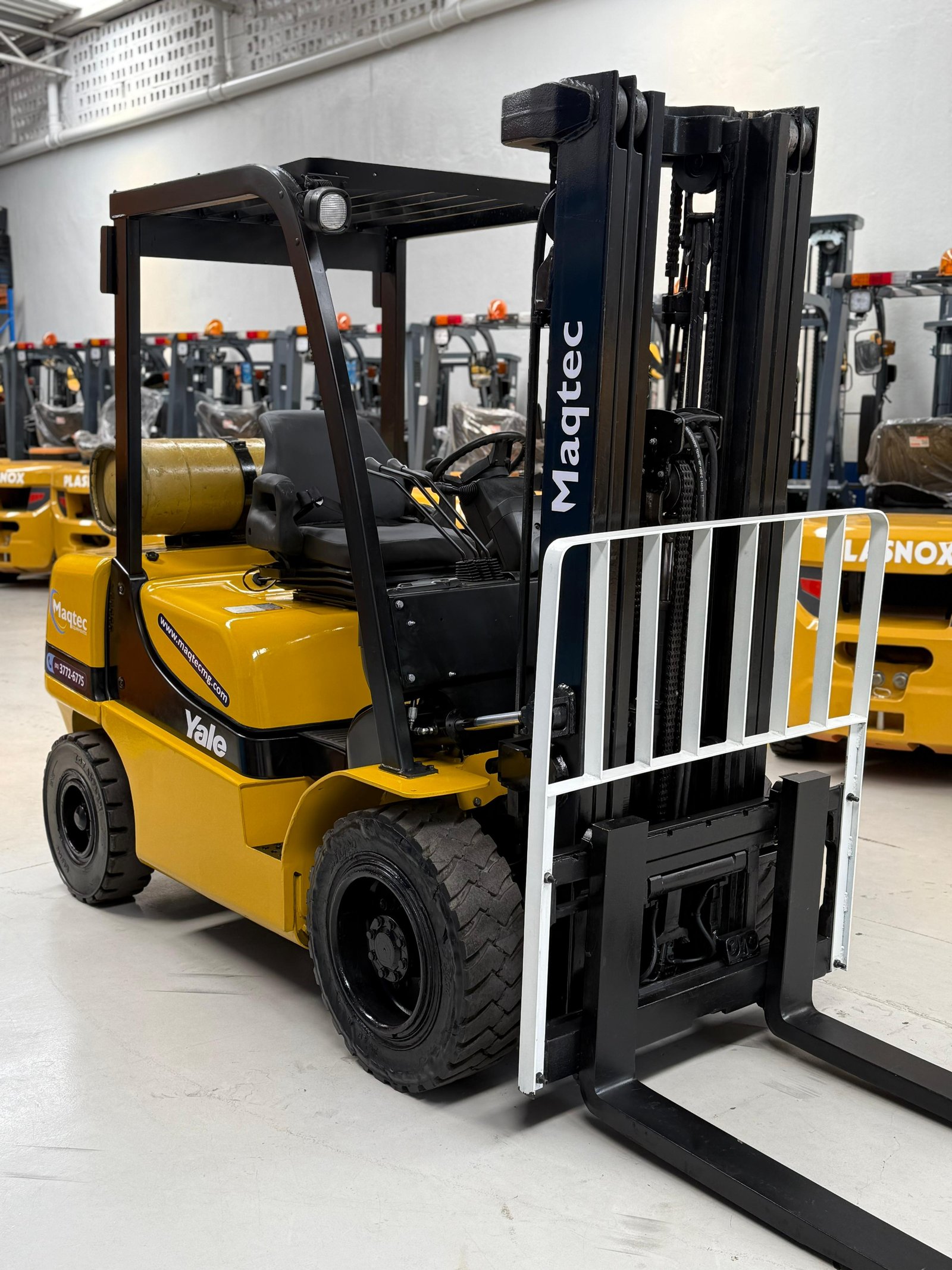 Empilhadeira Combustão - Yale - GLP060MX