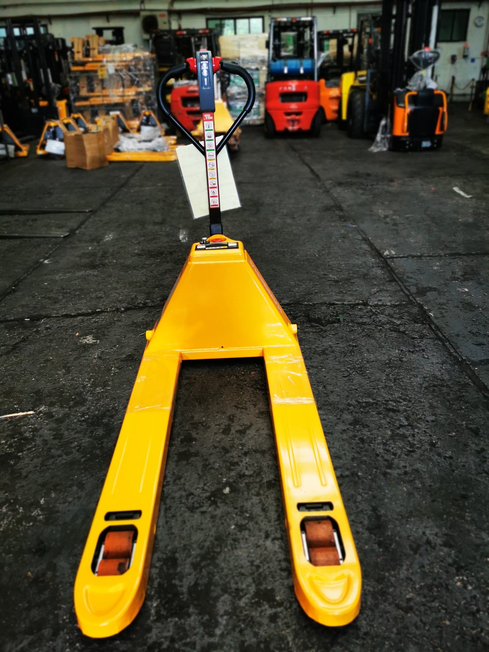 Empilhadeira Transpaleteira - Hangcha - CBD20