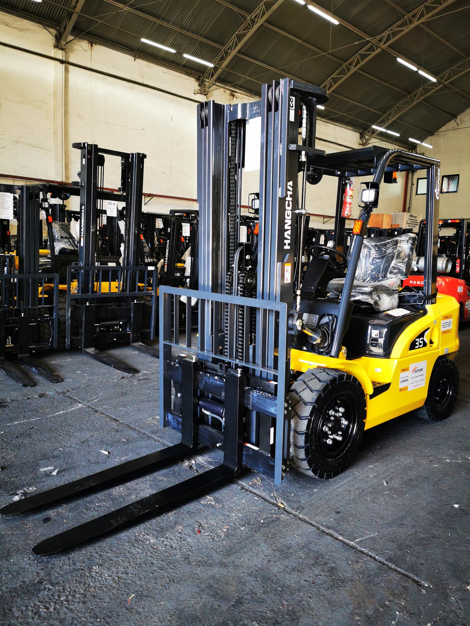 Empilhadeira Combustão - Hangcha - CPCD35