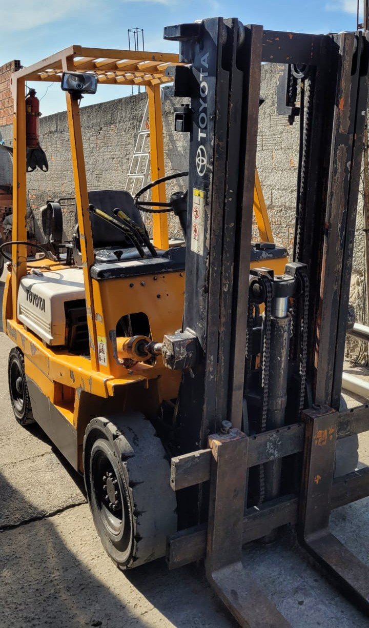 Empilhadeira Combustão - Toyota - 4FG15