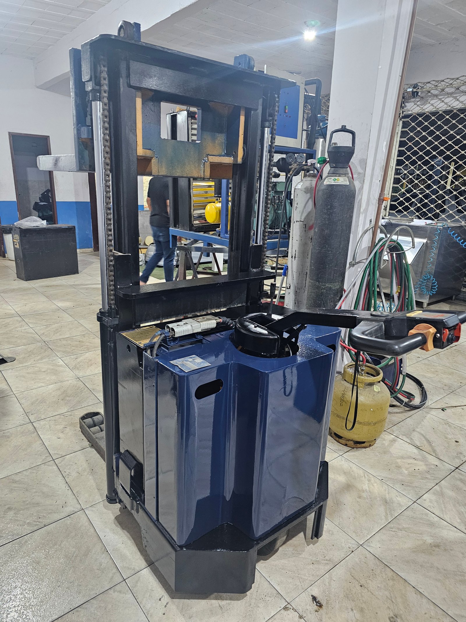 Empilhadeira Paleteira - Skam - EPR