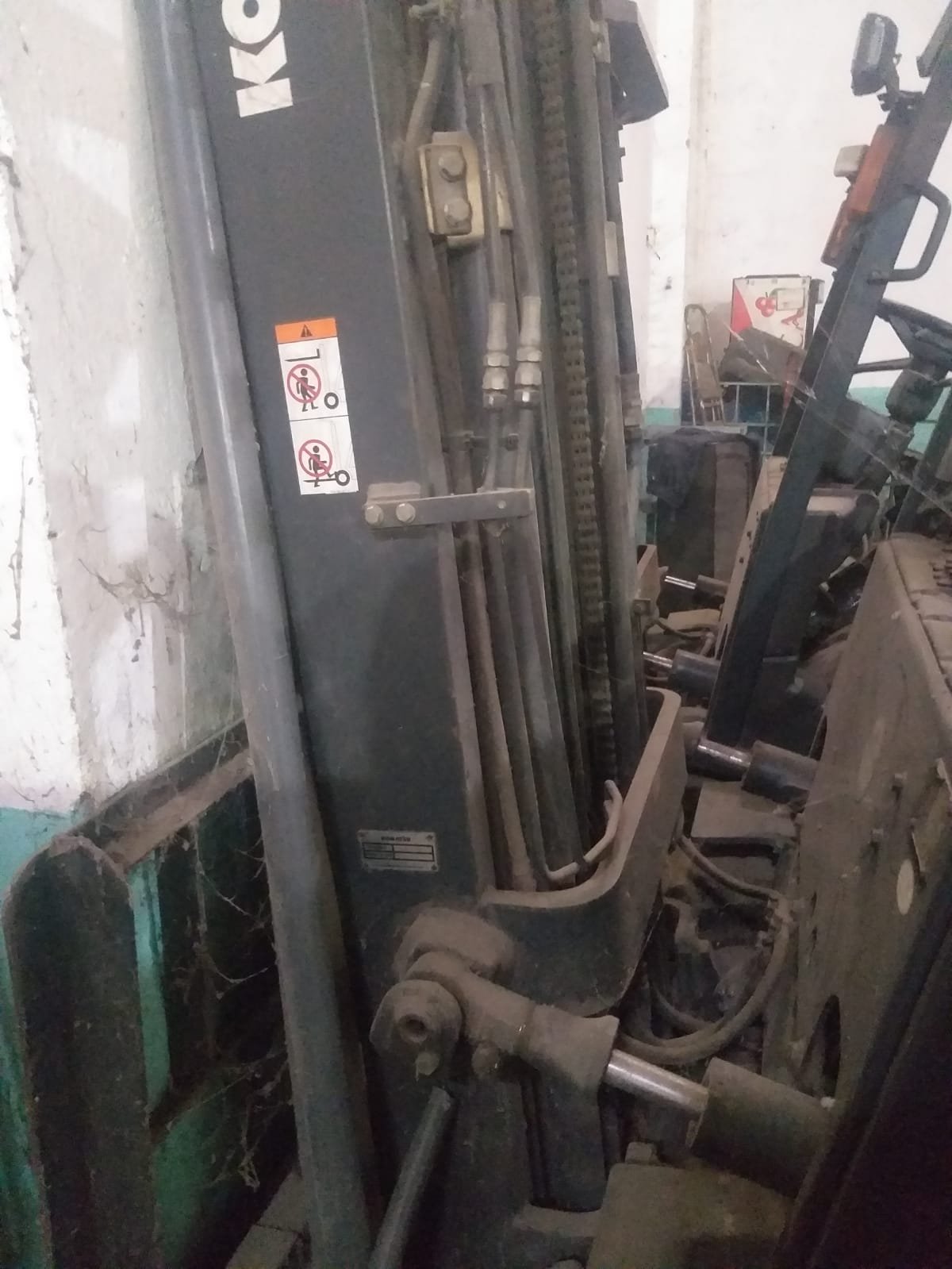 Empilhadeira Combustão - 02 Komatsu - FB25HB-11