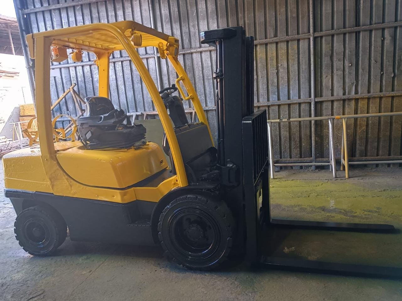 Empilhadeira Combustão - Hyster - H70FT