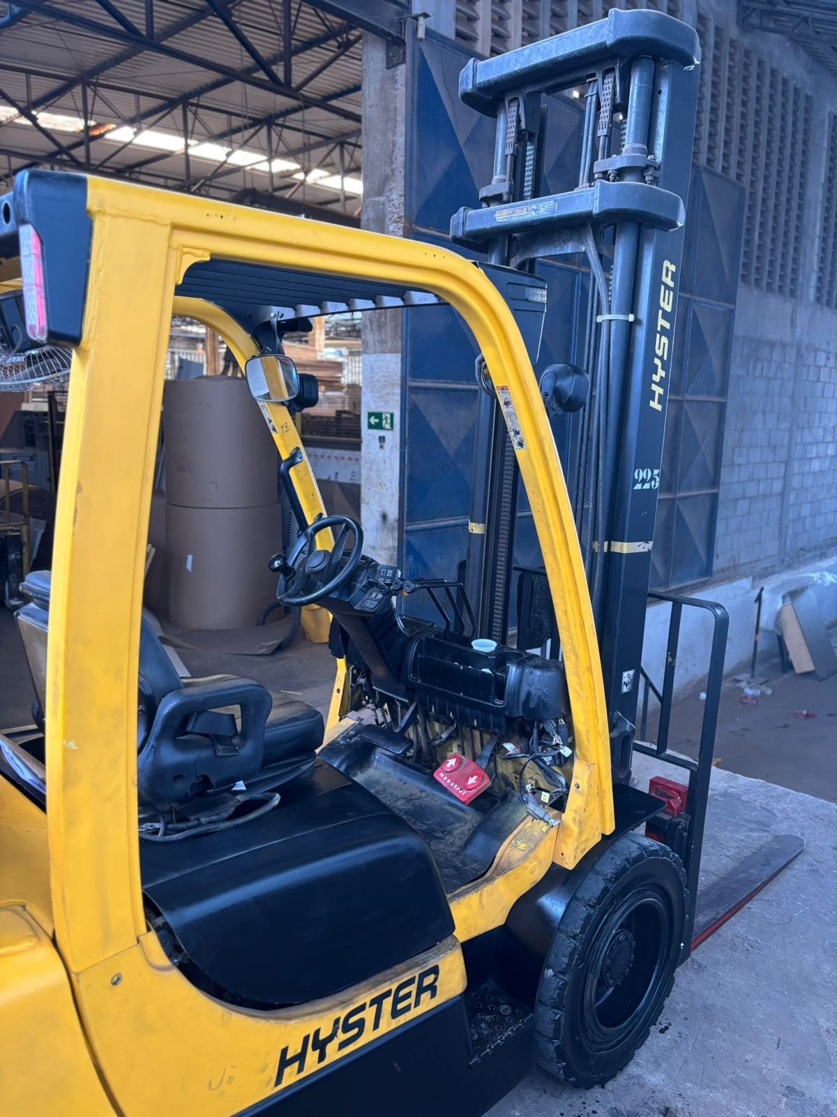 Empilhadeira Combustão - Hyster - H70FT