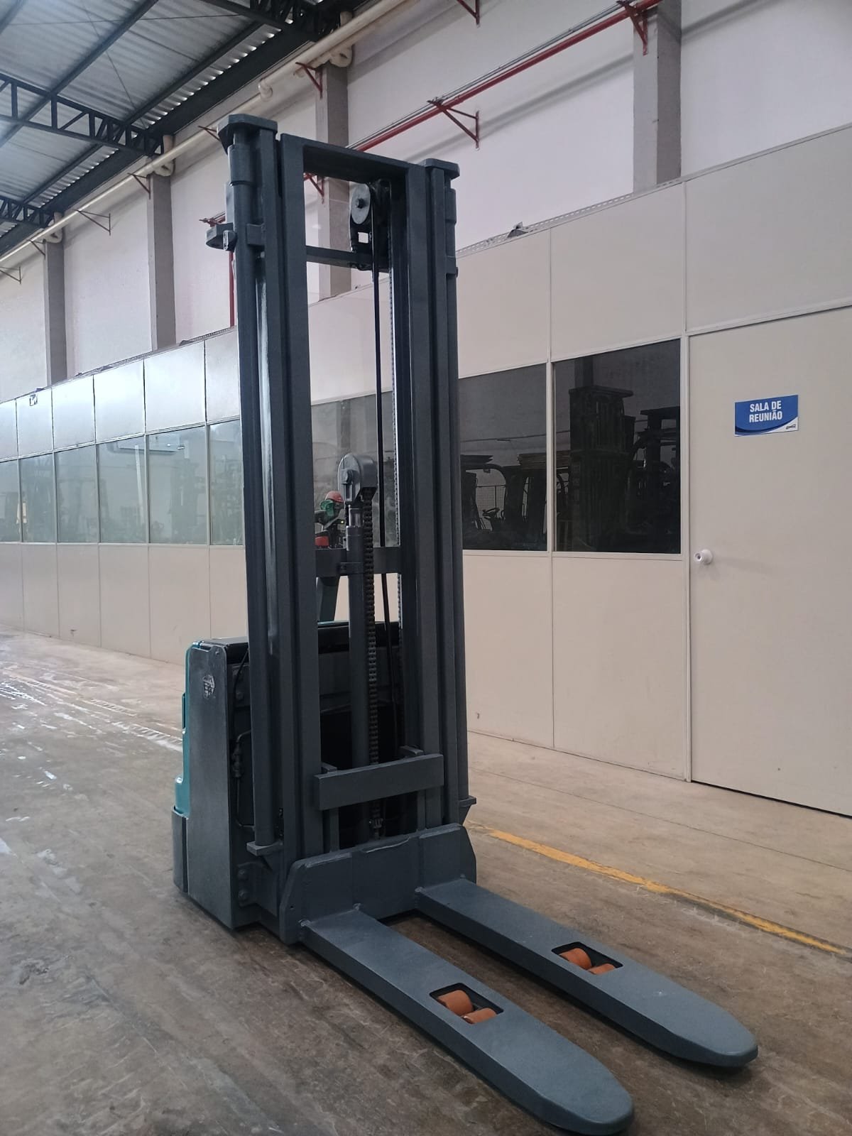 Empilhadeira Paleteira - Baoli - ES16