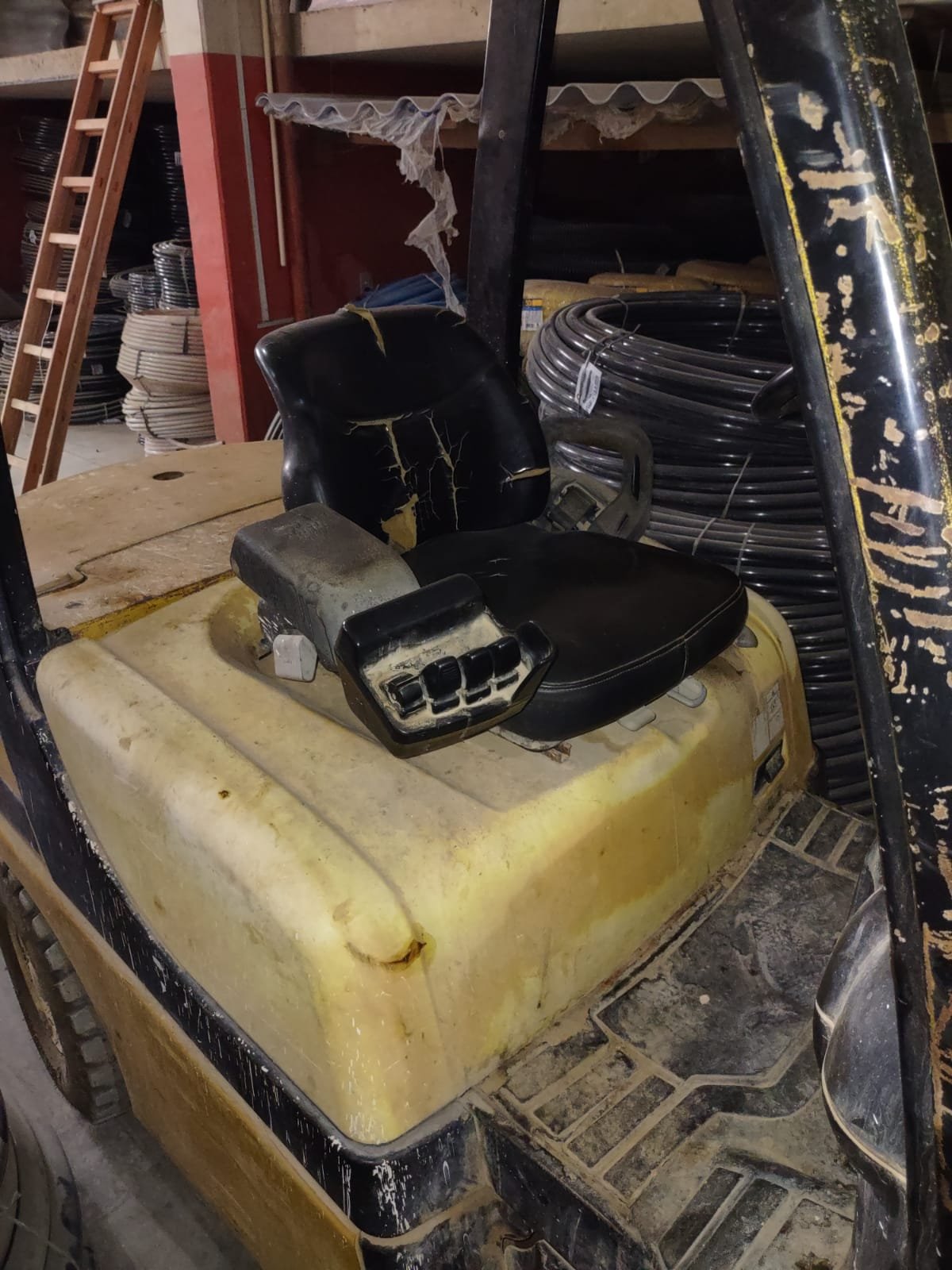 Empilhadeira Combustão - Yale - GP060VX