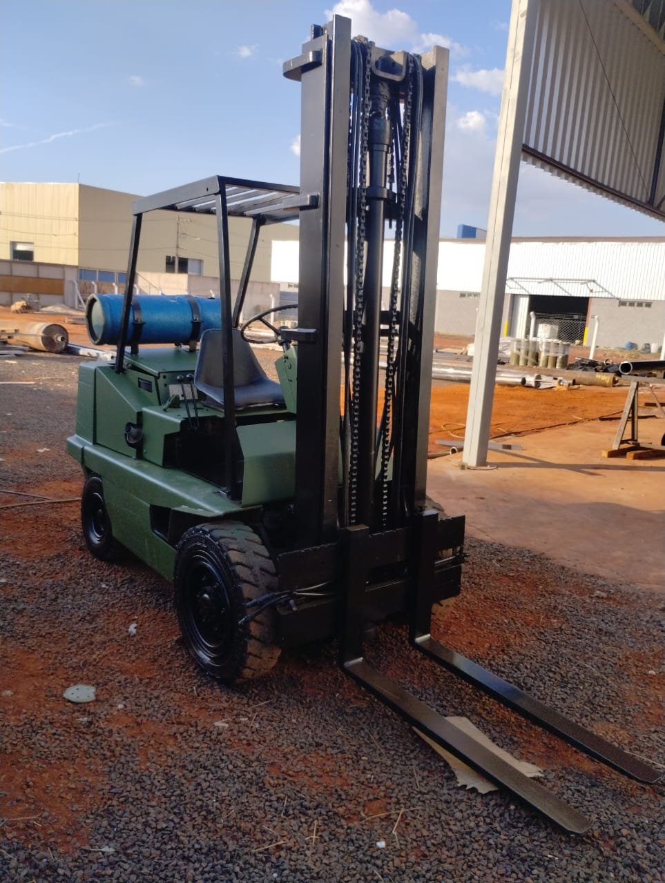 Empilhadeira Combustão - Clark - C300HY50