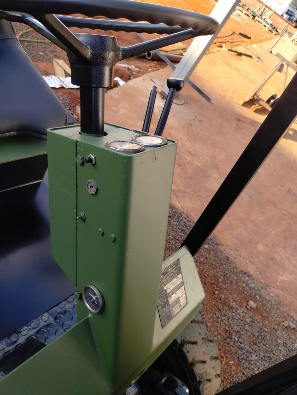 Empilhadeira Combustão - Clark - C300HY50