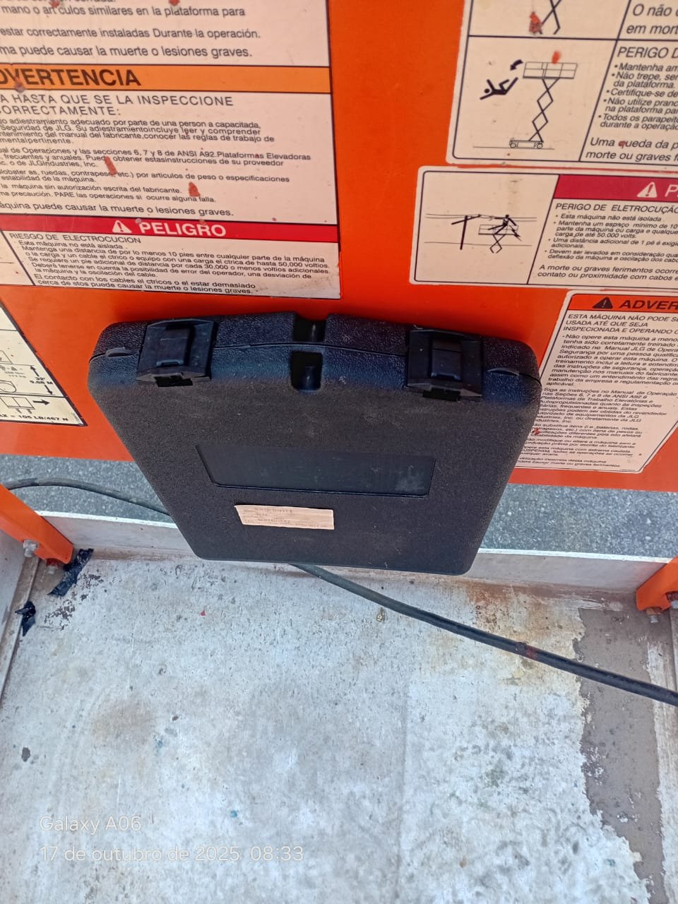 Plataforma Elevatória - JLG - 3246ES