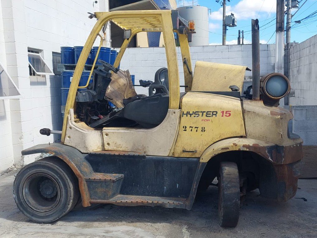 Empilhadeira Combustão - Hyster - H155FT