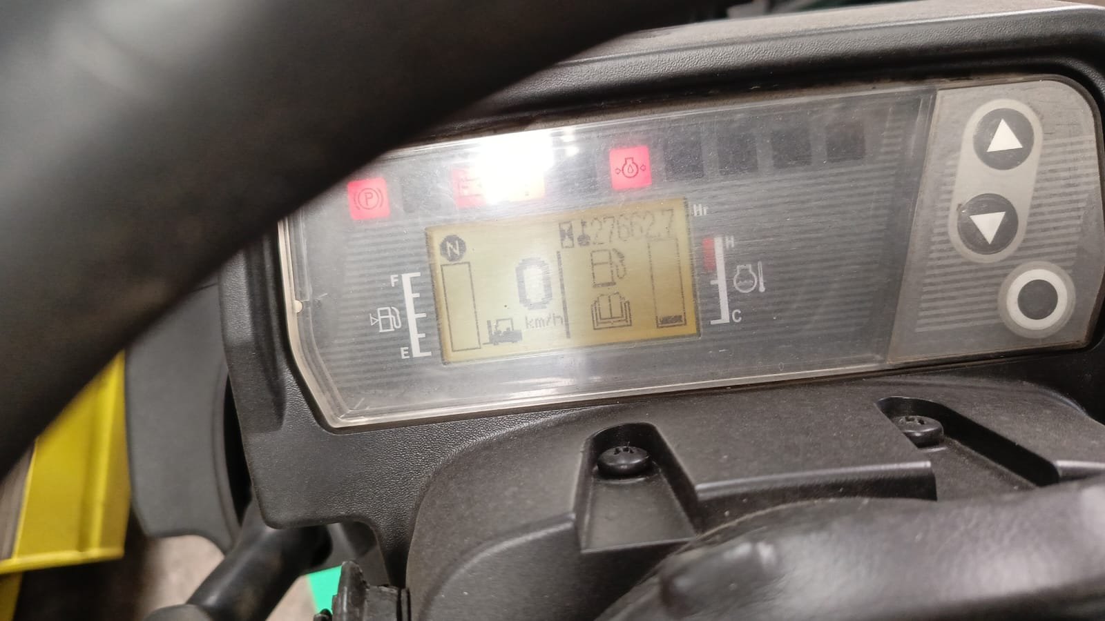 Empilhadeira Combustão - Mitsubishi - FG18NM