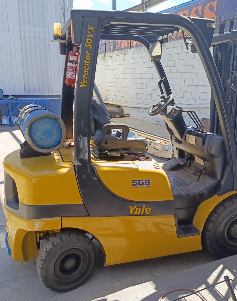 Empilhadeira Combustão - Yale - GP050VX