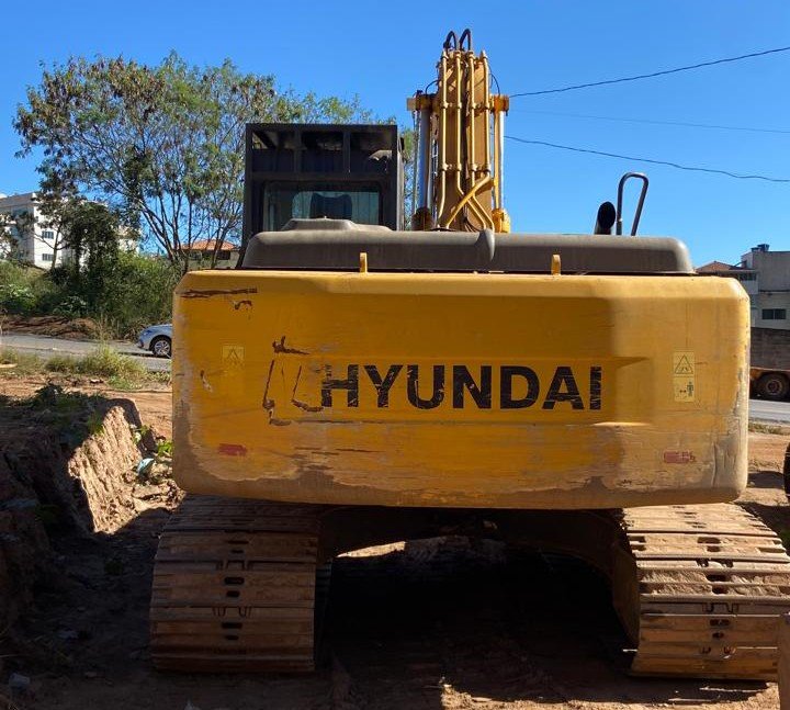 Escavadeira - Hyundai - R210LC-7