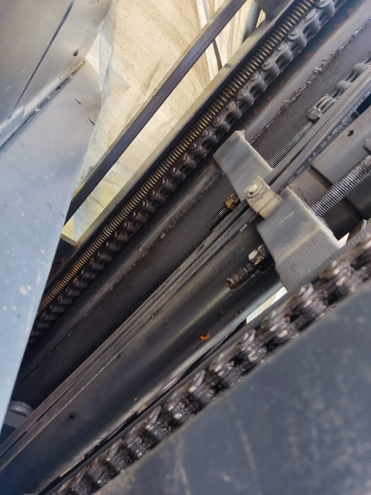 Empilhadeira Retrátil - Still - FME17