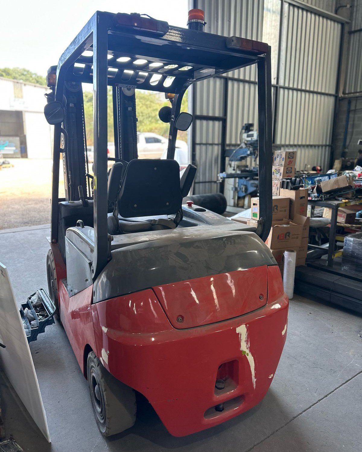 Empilhadeira Contrabalanceada - Sunward - SWFE20