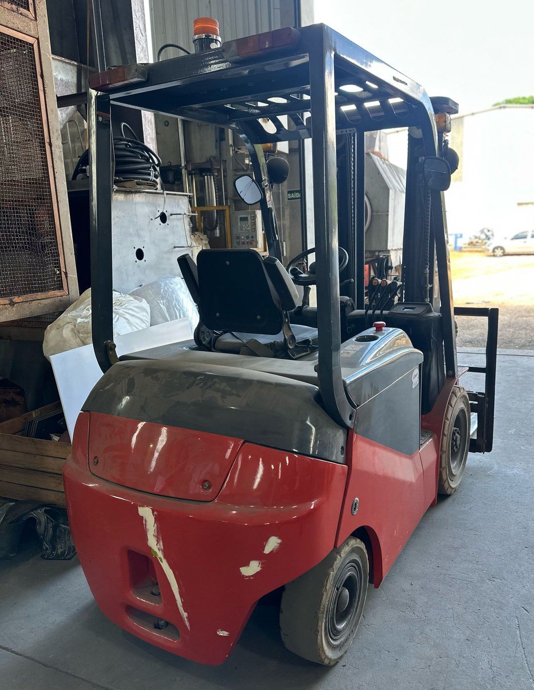 Empilhadeira Contrabalanceada - Sunward - SWFE20