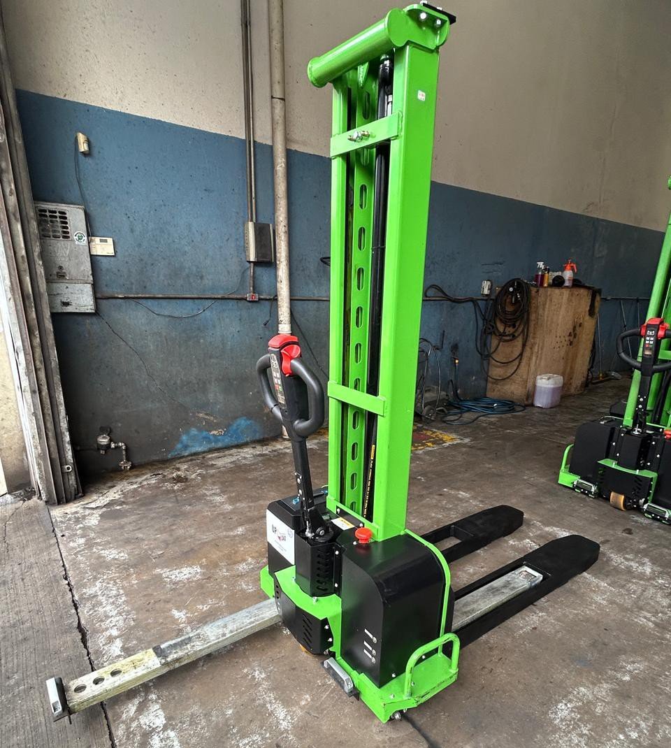 Empilhadeira Transpaleteira - Weliftrich - ZTS-10