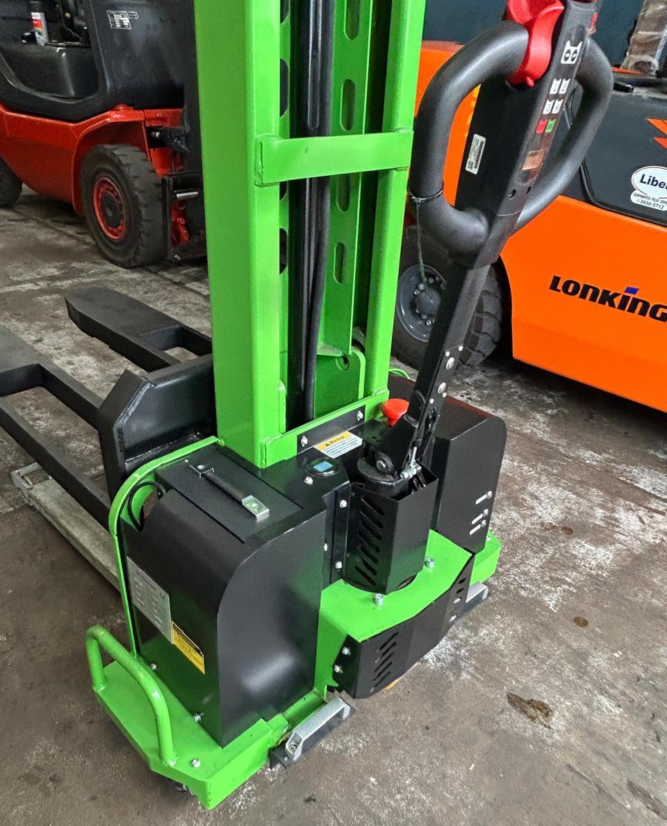 Empilhadeira Transpaleteira - Weliftrich - ZTS-10