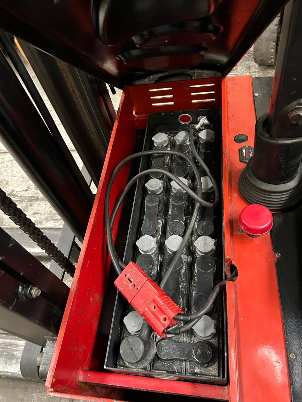 Empilhadeira Transpaleteira - Heli - CDD20