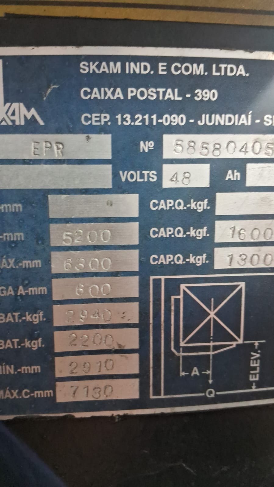 Empilhadeira Retrátil - Skam - EPR