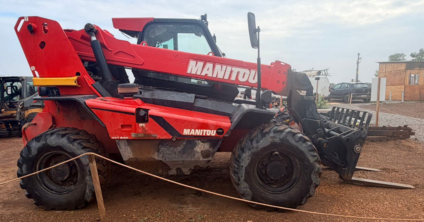 Manipulador Telescópico - Manitou - MXT 840 P