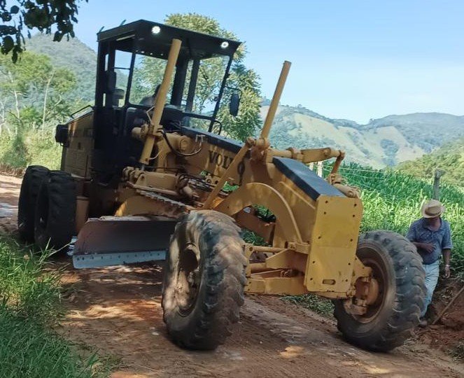 Motoniveladora - Volvo - G710