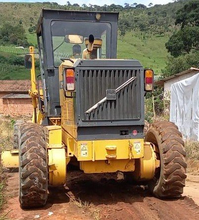 Motoniveladora - Volvo - G710