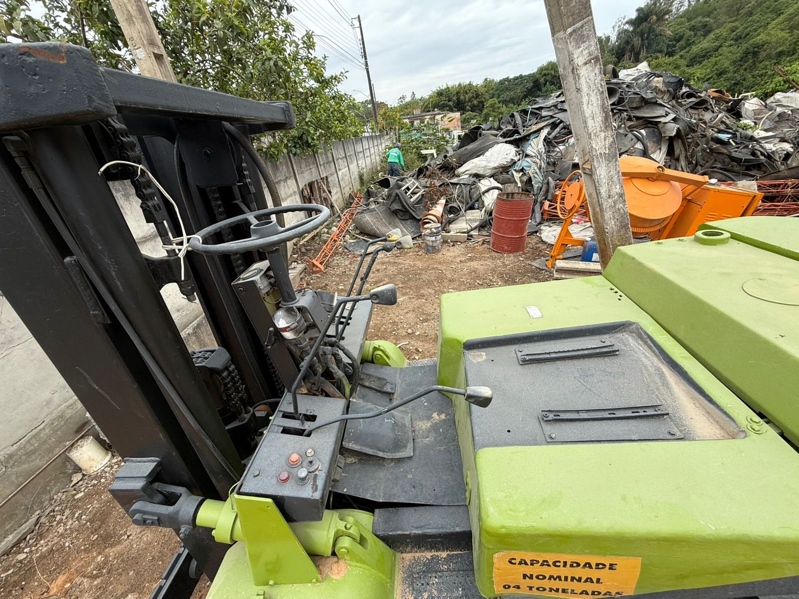 Empilhadeira Combustão - Clark - GPX40