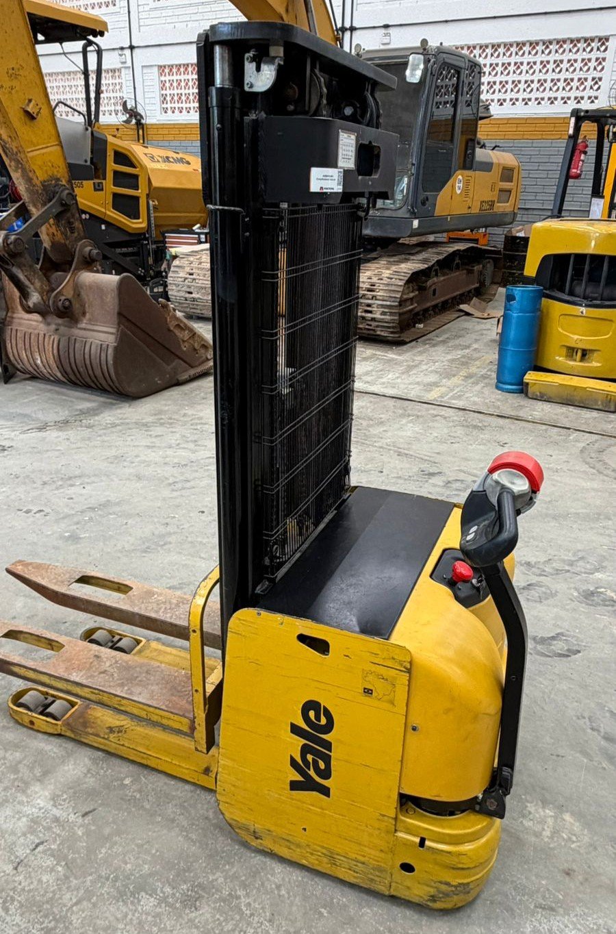 Empilhadeira Transpaleteira - Yale - MS16