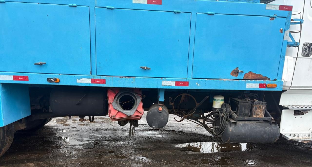 Caminhão - Mercedes Benz - 1318