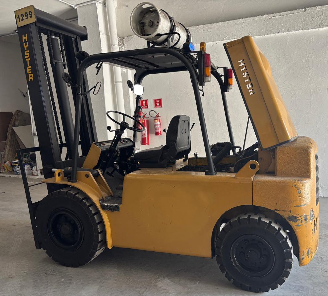 Empilhadeira Combustão - Hyster - H80J