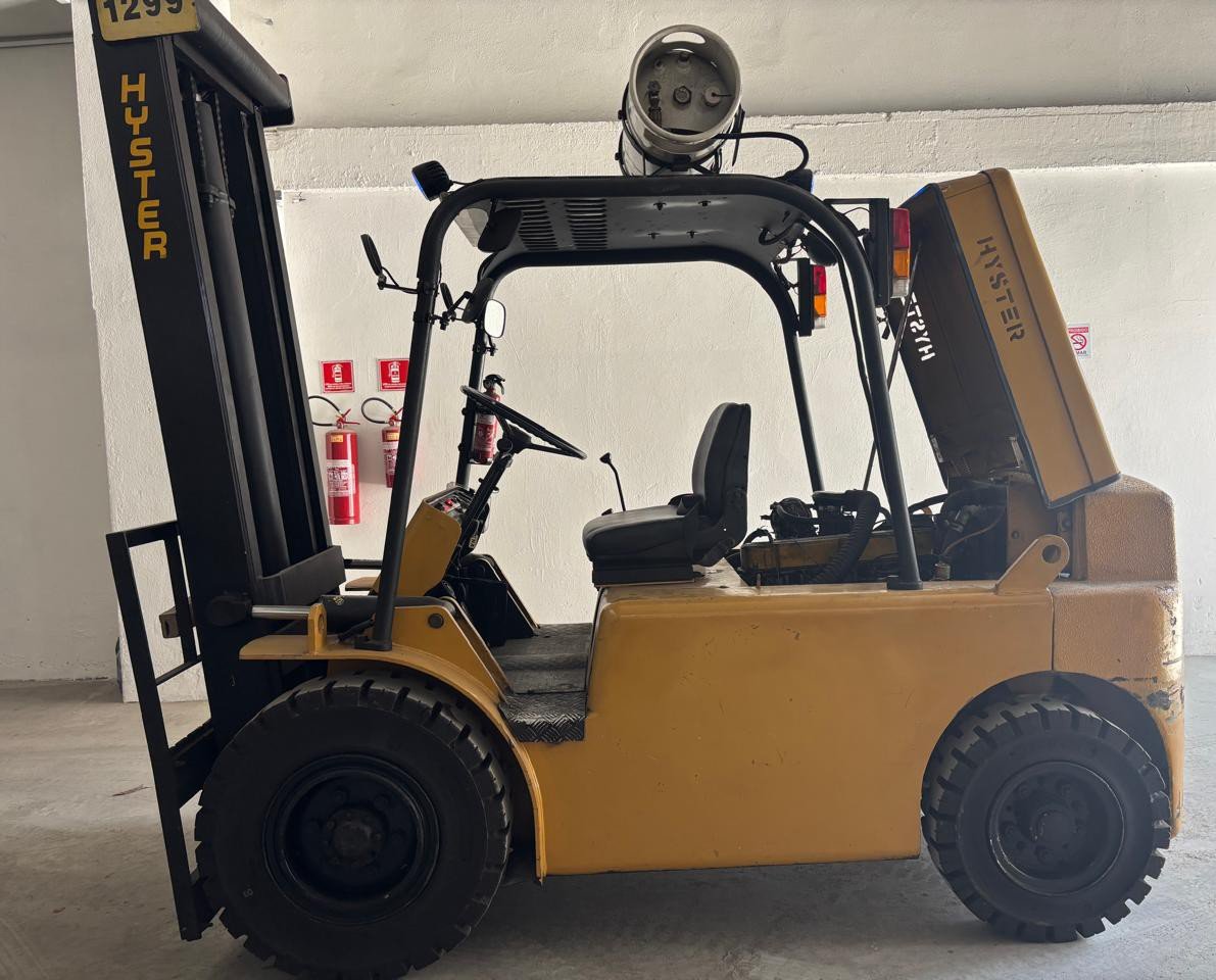 Empilhadeira Combustão - Hyster - H80J