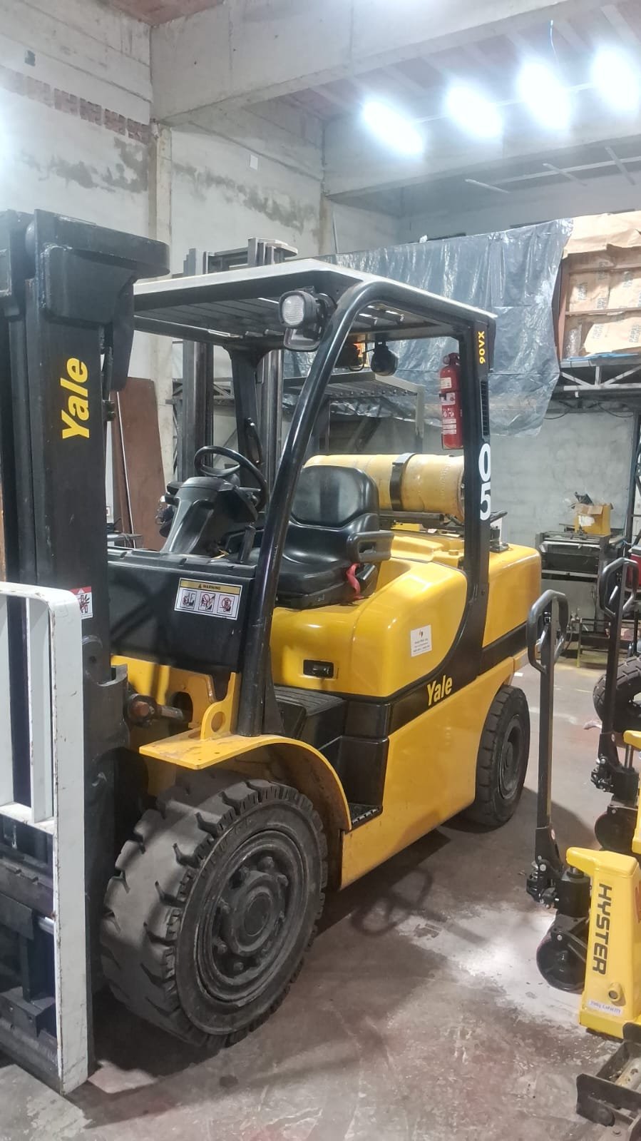 Empilhadeira Combustão - Yale - GP090VX