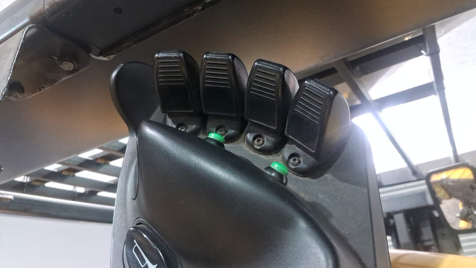 Empilhadeira Combustão - Yale - GP090VX