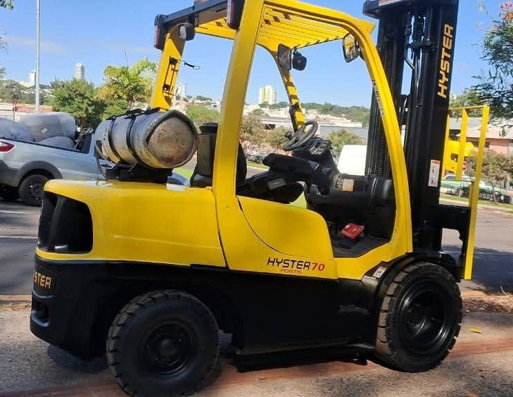 Empilhadeira Combustão - Hyster - H70FT