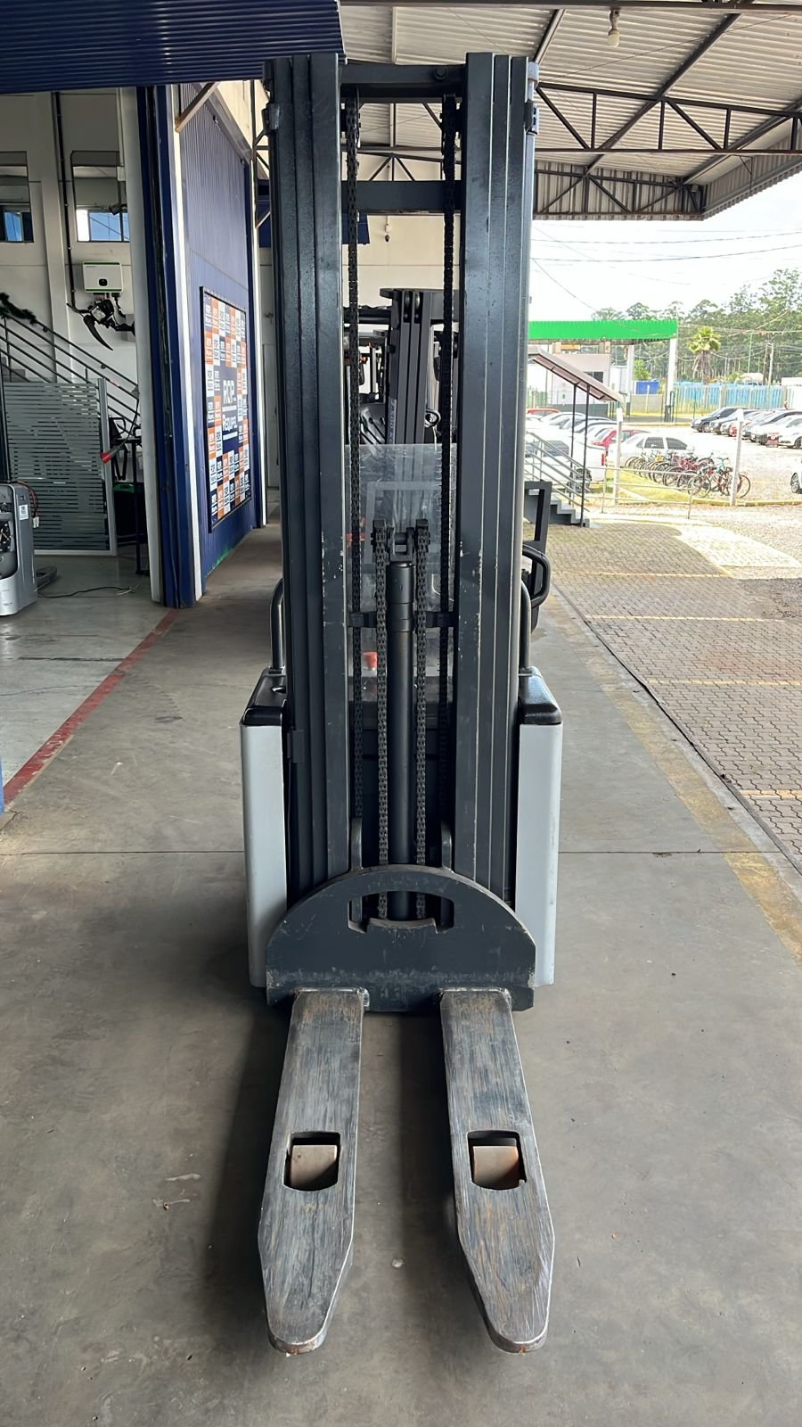 Empilhadeira Paleteira - Still - EGV16